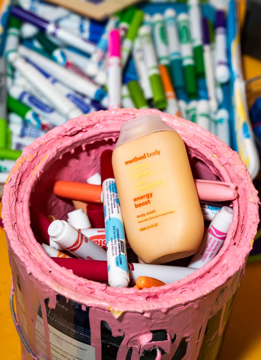 methodproducts's tweet image. there’s nothing like an infusion of energy to give your creativity a boost. 🌈 #mymethod #bodywash #art #fightdirty