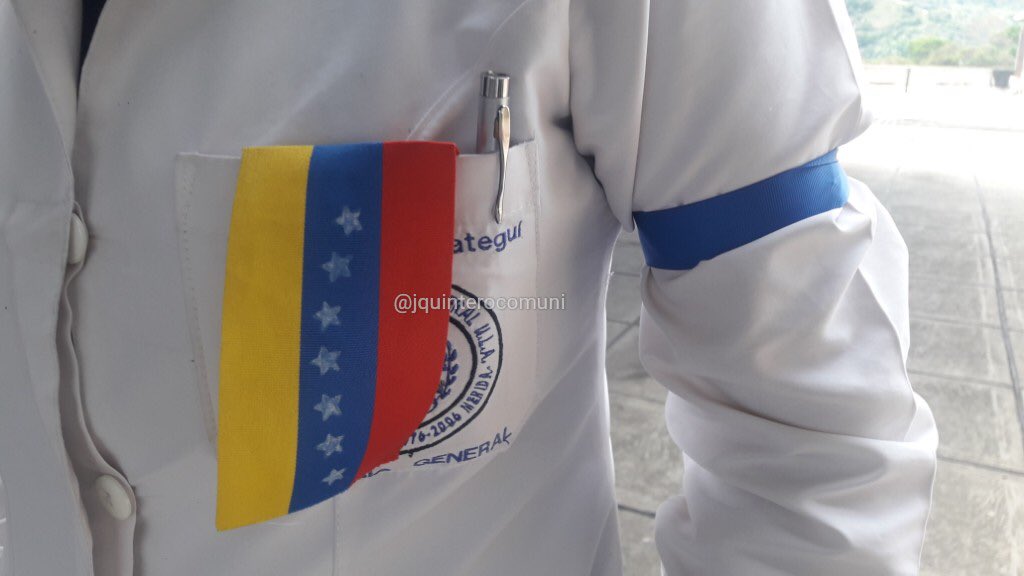 NoticiaVN's tweet photo. #7May #ReporteVN Médicos del Hospital Universitario de Los Andes manifiestan su apoyo a la #OperaciónLibertad y acatarán Paro Escalonado #Mérida
vía @jquinterocomuni https://t.co/rwkWAA5FBE