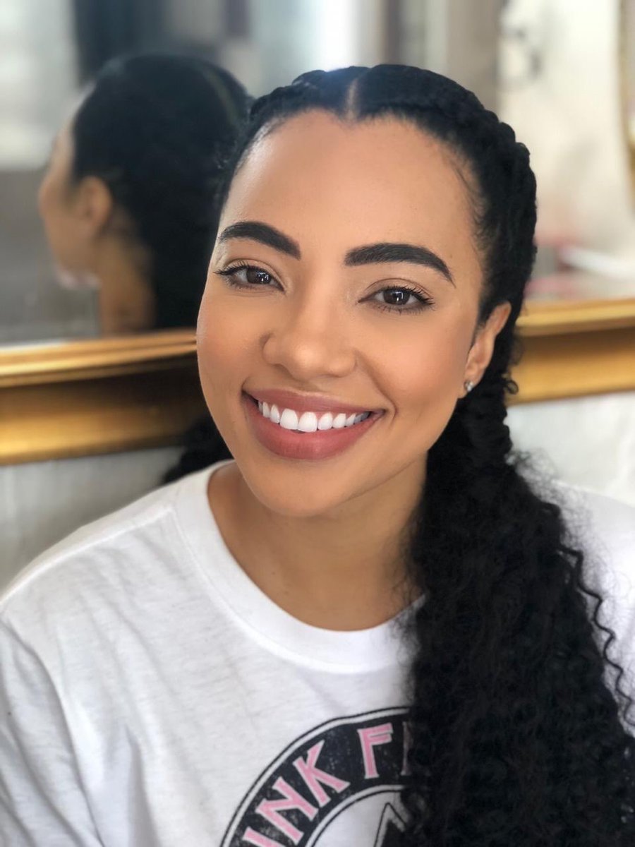 AmandaDupont's tweet photo. Hey😬 https://t.co/4tPzbuMtfQ