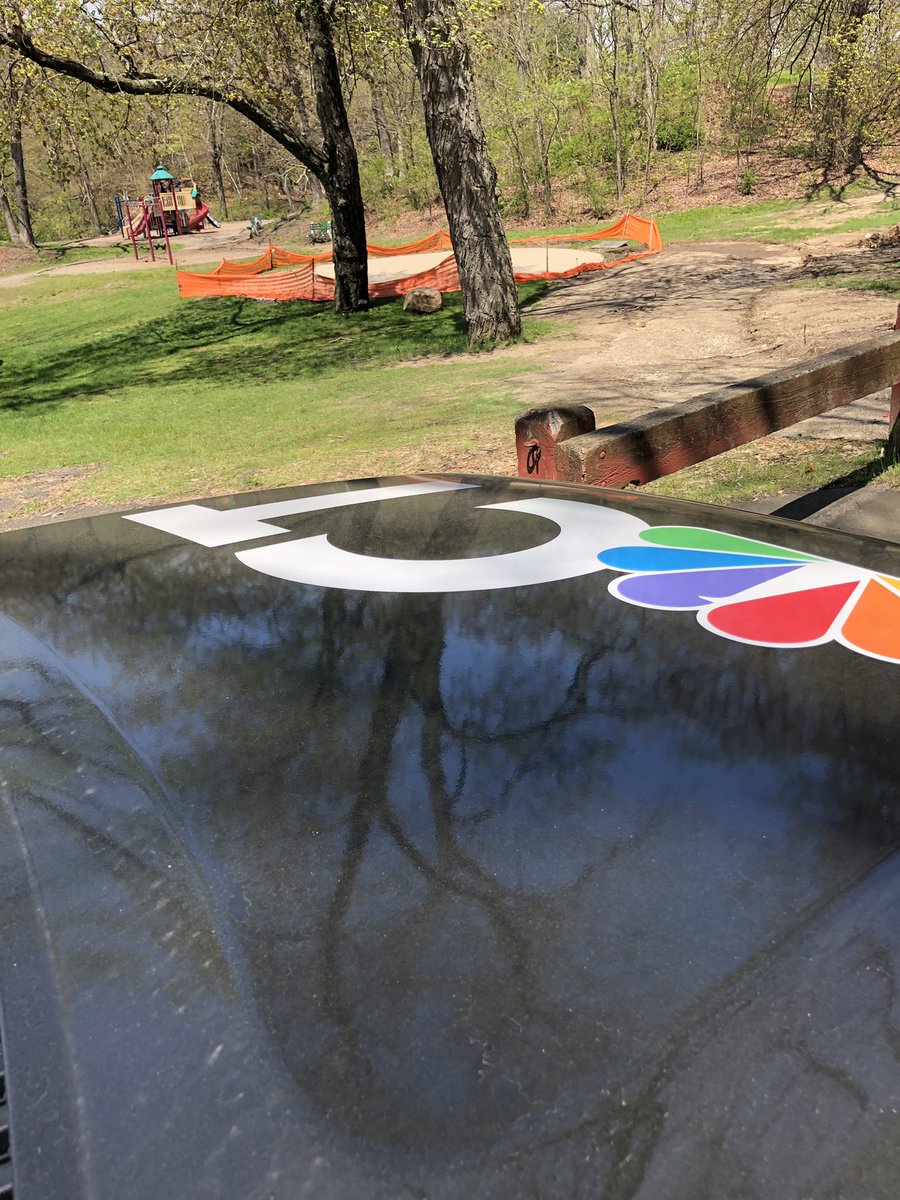 newsyCaitlin's tweet photo. Check out our @NBCConnecticut ride!!! #Pollenpocalypse What do things look like in your neck of the woods?! Send us your pictures! #NBCCT https://t.co/H7lyNdGk2G