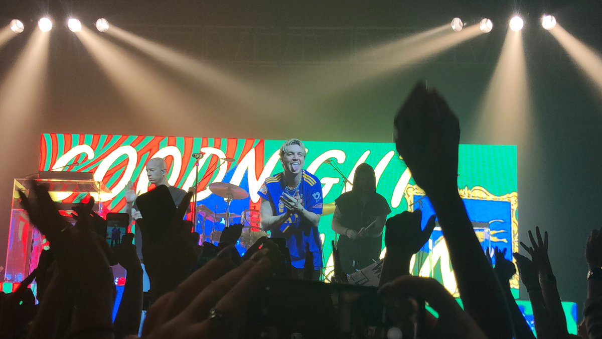 emschultz3's tweet photo. Just cuz that smile is infectious🧡 Still reeling over the show! https://t.co/TqA6YROGem