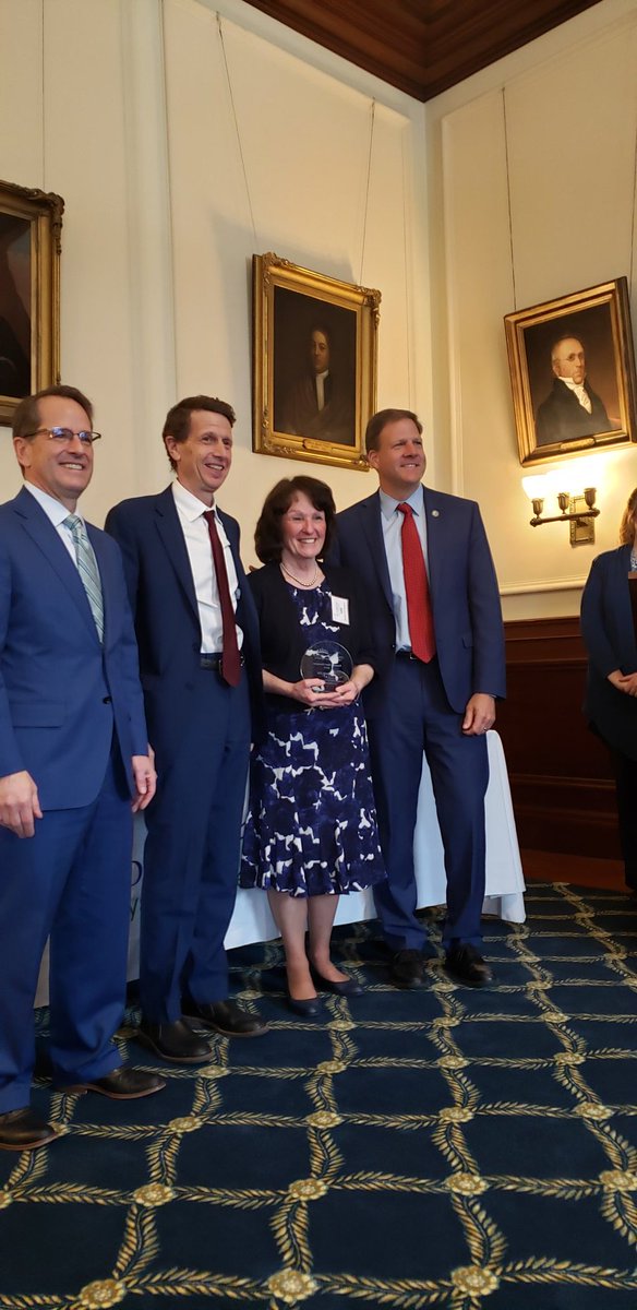 PHSCareerPlan's tweet photo. Congratulations Dr. Fox for receiving the Running Start Champion Award! https://t.co/75vHbFLdxm