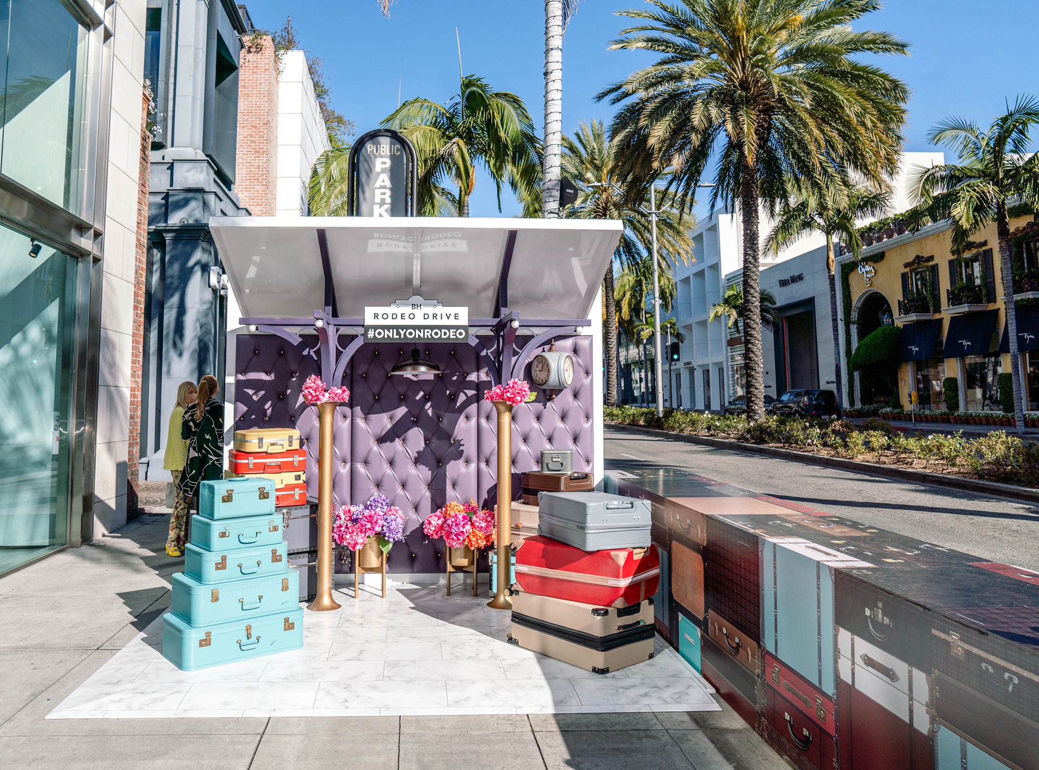 Louis Vuitton Pop-Up Opens On Rodeo Drive