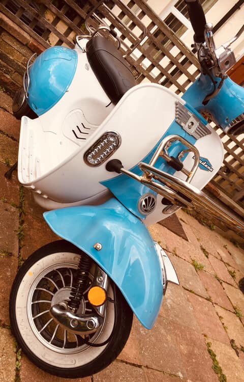 rumbustian's tweet photo. If you are local and need some #rumbustian or #westhillrum delivered, we could come to you direct, you may see us on our delivery bike. Just contact us via our website or email info@rumbustian.co.uk 💨🛵 https://t.co/kCO9JYwSE4