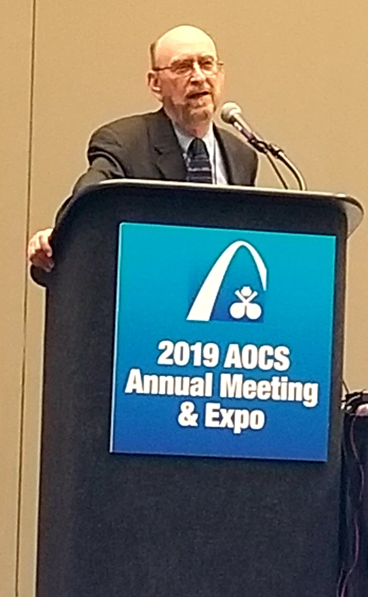 At #AOCS2019, U. of Arizona microbiologist Chuck Gerba showcases research detailing how hand sanitizers, disinfectant wipes and surface disinfectants greatly reduce exposure and spread of viruses and bacteria in indoor environments.
