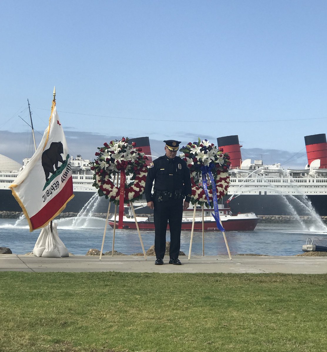LBPD's tweet photo. Today we honor the men &amp; women from both the #LBPD and @LBFD, who have made the ultimate sacrifice serving the @LongBeachCity 💙🇺🇸 #NeverForget #Memorial https://t.co/JtPWzL8M27