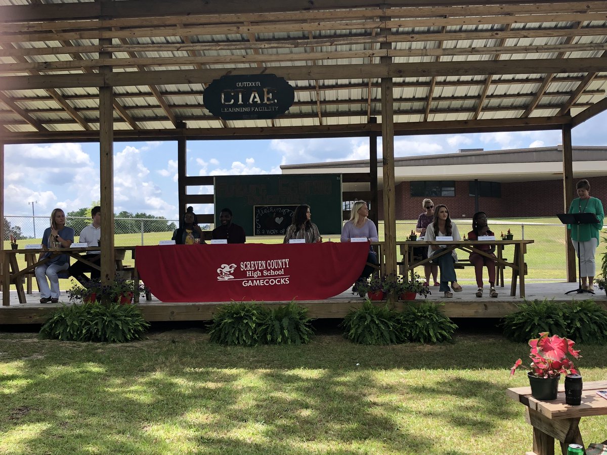 ScrevenCTAE's tweet photo. Future Georgia Educators Signing Day hosted by Screven County FCCLA. Congrats to our future teachers! https://t.co/BXDbREnkii