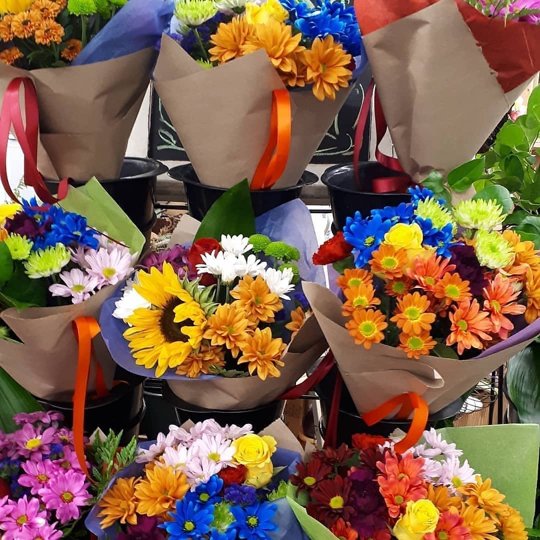 Mom deserves The Best so come down to <a href="/HamOntMarket/">Hamilton Farmers’ Market</a> <a href="/WhitleyFlwers/">Whitley Flowers</a> Lower Level across from <a href="/cakeandloafmrkt/">Cakeandloafmarket</a> and get THE BEST Custom Made Bouquet!
