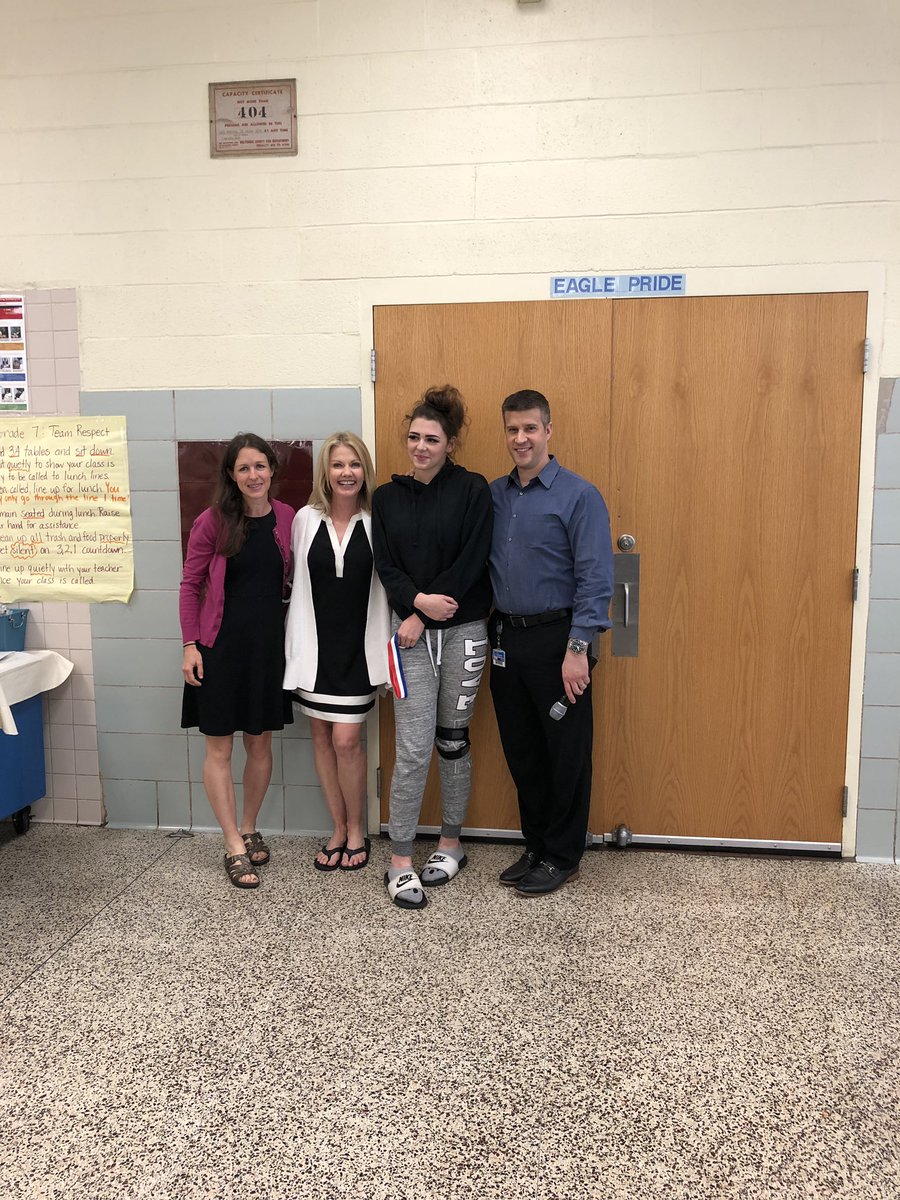 eevanosky tweet media