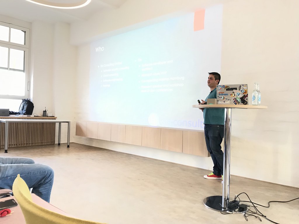 now @DerSia_ is explaining how #EventSourcing and #Cryptography can lead to “#GDPR and #CLOUDAct the easy way” at tonight’s #Meetup in #Berlin at Akelius.