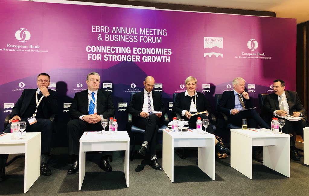 kmathernova's tweet image. Star panel on Transition experiences at #EBRDam just underway, kicked off by @ebrdsuma, featuring SK Ivan Miklos, @KvirikashviliGi UA Valeria Gontareva and JRD Fakhoury. Praise for investors councils n #UkraineReformsArchitecture.