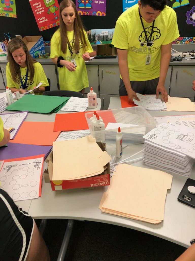 MidloHeritage's tweet photo. Hundreds of Jag Community Service Hours being logged during Genius Week! These pics are of our students helping to prepare materials for Mt. Peak students to use over the summer! #MISDproud #midlojags #geniusweek https://t.co/VY7Ht4uBrz