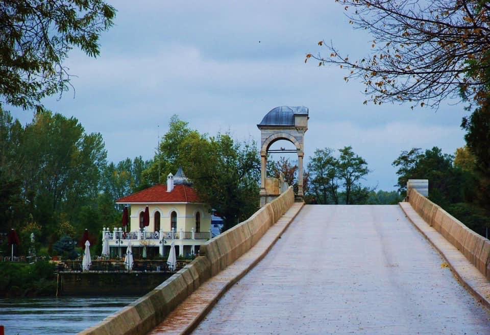 Edirne’yi ve Edirne tava ciğerini seven İstanbullu dostlarımız: 23 Haziran’da Edirne’de tüm ciğerciler kapalı. 24 Haziran’da ciğerler benden #HerseyCokGuzelOlacak