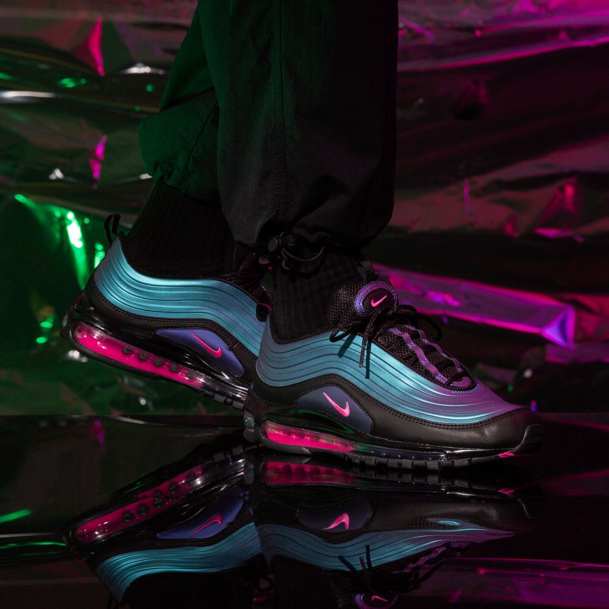 SOLELINKS on Twitter: "Ad: PRICE DROP👇📉 Nike Air Max 97 LX 'Throwback Future' on sale for $136 + FREE shipping, use code =&gt; https://t.co/IrmBXWiSb5 https://t.co/eqChVrxVix" / Twitter