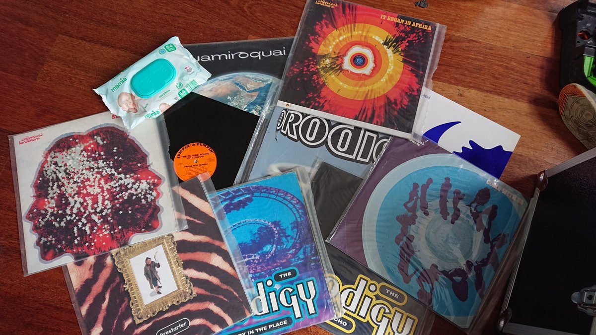info_freako's tweet photo. One of my best friends is moving so needed to reduce his vinyl collection... 107 coming home with me, what else could I do? ! (for scale pictured next to some baby wipes by Mamia) https://t.co/oPbAhyjGdn