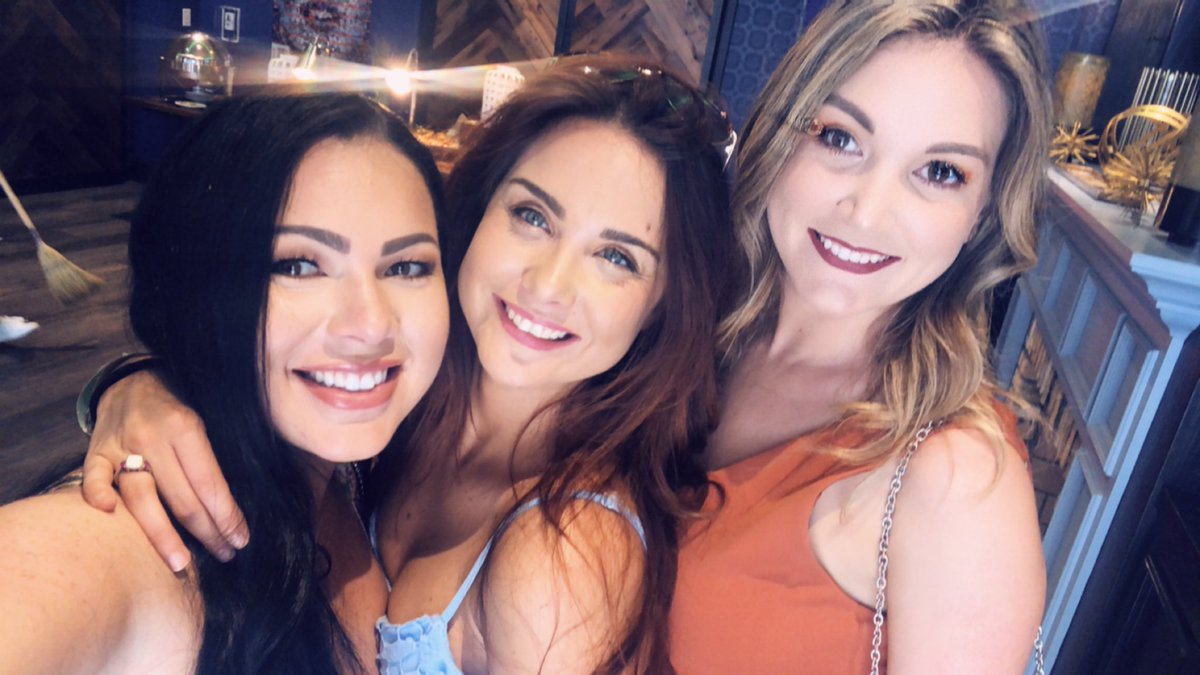 Darien 👑 tweet media