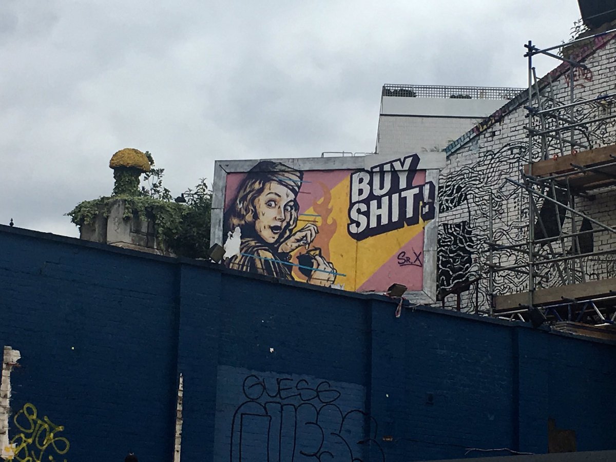 paulsmithuk's tweet photo. Today another amazing trip to #bricklane #spittlefields area, #london Stunning #streetart #urbanart #graffiti @villunderlondon @trumanbrewery https://t.co/rMHGxvP6mn
