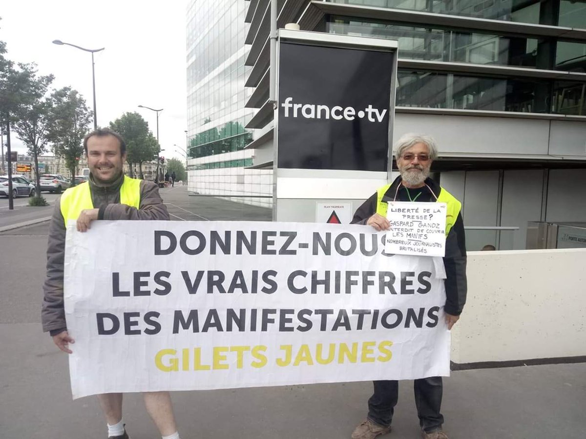 felix3829's tweet photo. Vous êtes 2. https://t.co/b1FVRh8RZi