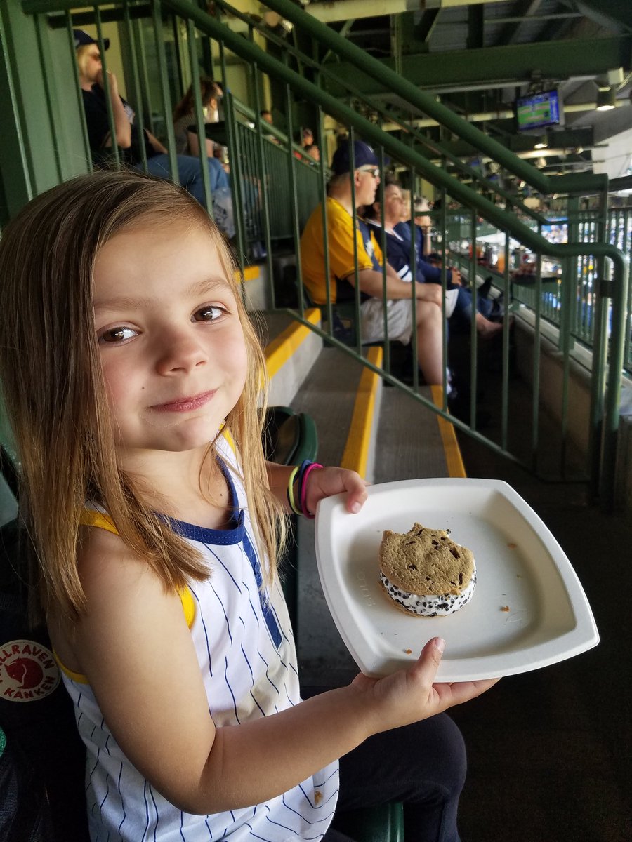 Michelle Simons tweet media