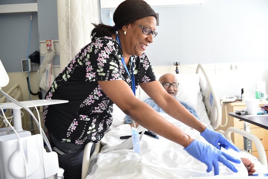 HRHealth_'s tweet photo. Well, we did it – another successful move for patients from 6 external sites to the new refurbished B tower at the #RCC-Church Site. @ONThealth @Sunnybrook @Southlake_News @THP_hospital @stjoestoronto @OslerHealth https://t.co/7PODFQqVJw