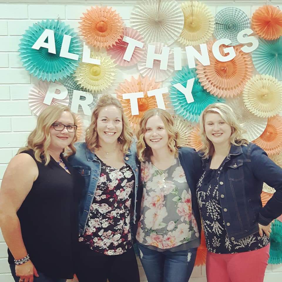 Last nights Soiree was a blast, but don't worry we are open from 10am to 4pm today!

Sunday Funday just became the best day of the week!!! 🙌🏼
.
.
.
#Shoplocal
#RedDeer
#AllThingsPrettyMarket