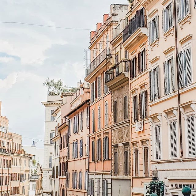 Eating ALL the gelato, drinking ALL the cappuccino and wine, and settling right in to the Italian life (not hard...!). A few busy days in Rome, and tomorrow we are headed to Tuscany.

How is architecture this beautiful even fair? The pinky peach building… bit.ly/2Y1wVXk