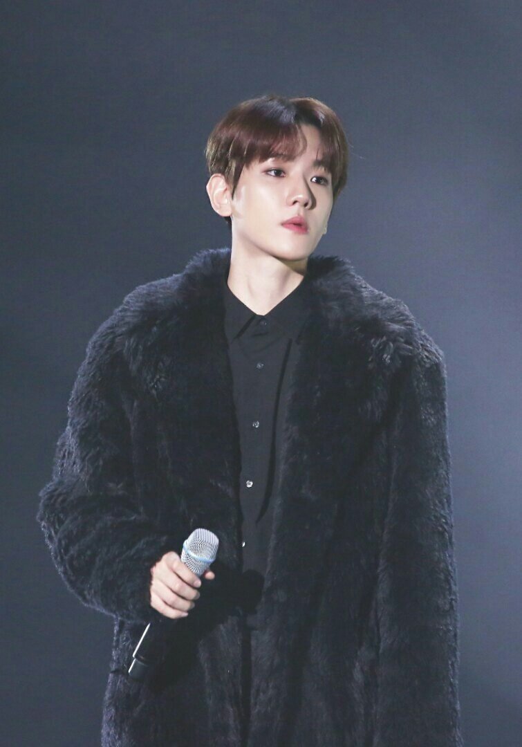 SayNini's tweet photo. Happy Birthday, the best man in the world , our love and dad Aeri~

#GeniusBaekhyunDay https://t.co/VwSSrxxw0R