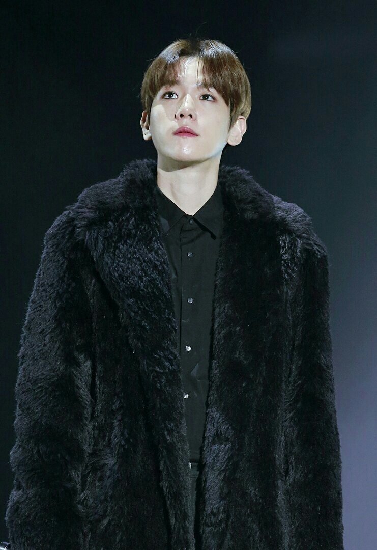SayNini's tweet photo. Happy Birthday, the best man in the world , our love and dad Aeri~

#GeniusBaekhyunDay https://t.co/VwSSrxxw0R