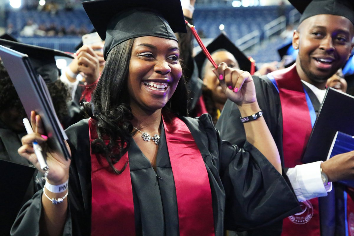 KK_College's tweet image. Congratulations to all of our graduates this year. We're so incredibly proud of each and every one of you! #gradccc