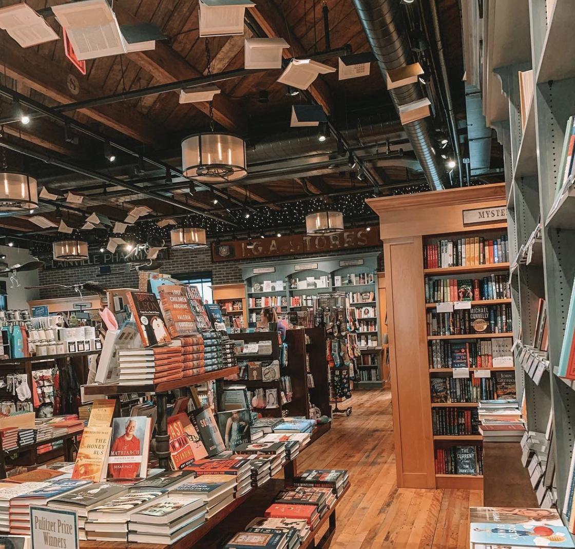 Goodreads tweet media