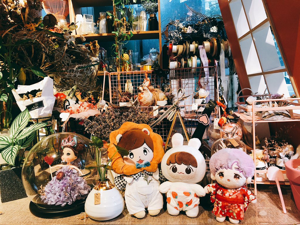 Charlotte_BAEK's tweet photo. @B_hundred_Hyun B-DAY PARTY🍓🍰🍼🥳🌸🌟✨ https://t.co/H0lQaeiw1m