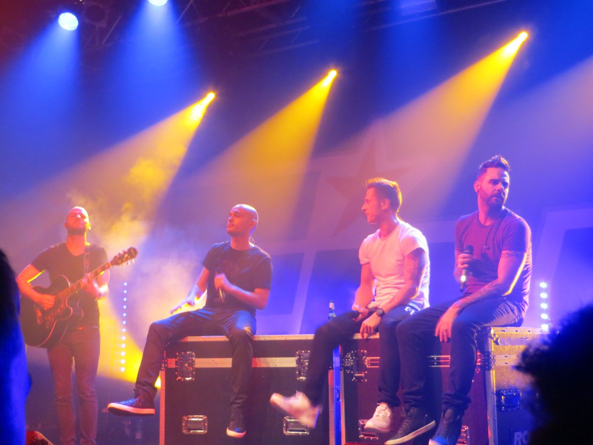 flyingmammal555's tweet photo. Thank You @Official5ive for Bristol #LoudandIntimate
April 2015
#5iveDay https://t.co/b4c7oL3aUt