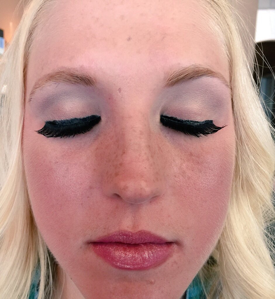 BeautyMark118's tweet photo. Who wants some shimmer? https://t.co/0tVS28MGLr
