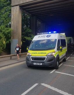 A nice picture of <a href="/TSB_SJA/">Totterdown South Bristol St John Ambulance</a> sam responding in WR108 to back up our Cycle responders from today’s Bristol 10K. @centralswsja #MySJADay