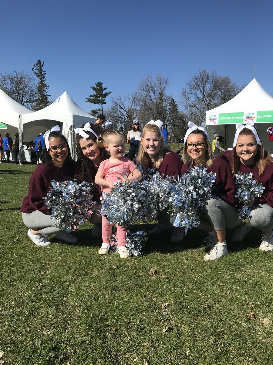 boppers613's tweet photo. 2nd year for this little one @KidsHelpPhone #BeingBMO #BeingECNO Walk so Kids can Talk https://t.co/dUoZE3KAZ6