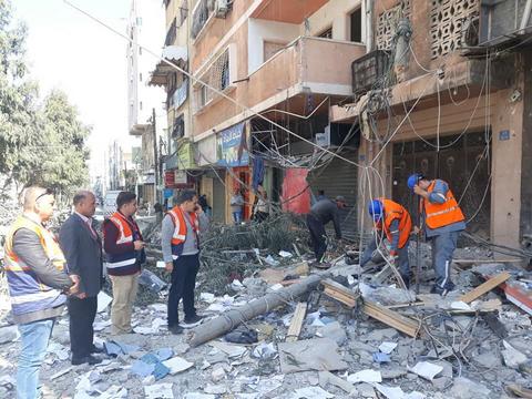 نائب رئيس سلطة الطاقة خلال جولة تفقدية من أجل ضمان استمرار تزويد المواطنين بالكهرباء
penra.ps/index.php?opti…