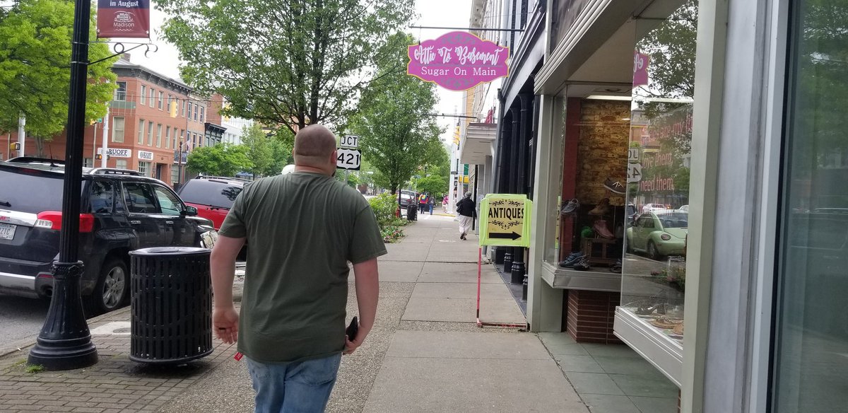 PaytonMcCall98's tweet photo. We packed up and enjoyed our time in Madison. Antiquing, Hinkle's hamburgers, local boutiques, Key West Shrimp House, and abandoned proving grounds make Madison such a wonderful place to escape💛 https://t.co/pLQKWFa0mr