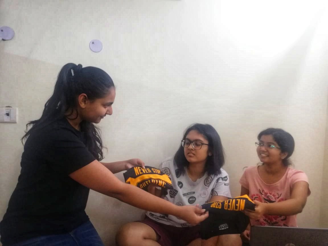 _techweek's tweet photo. Thanks a lot @devfolioco for the awesome tshirts๐
#hackathon #allsmiles #devfolio #ieeensut #hacknsut #developer https://t.co/32EmwPsdl6