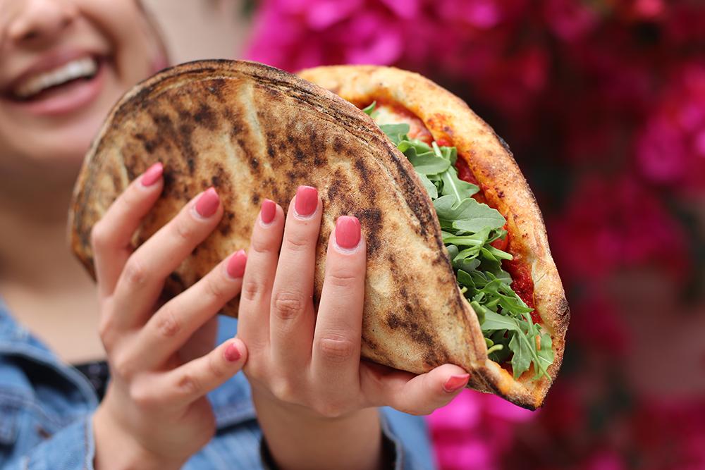 BlazePizza's tweet photo. Taco bout a 🔥🔥🔥 #CincoDeMayo! Who's celebrating with a #PizzaTaco today? #DontSliceIt https://t.co/kVlmpsDYpt