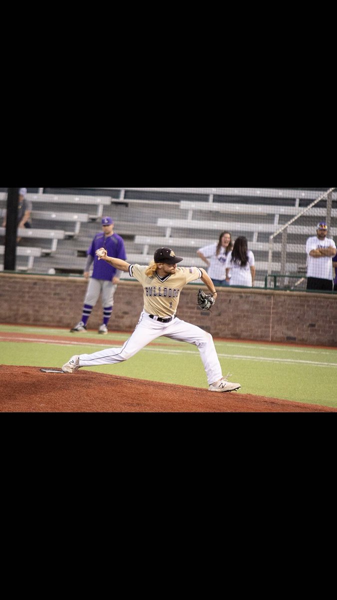 rchsbaseball2's tweet image. If one brother succeeds we all succeed, if one brother fails we all fail. #DBALB