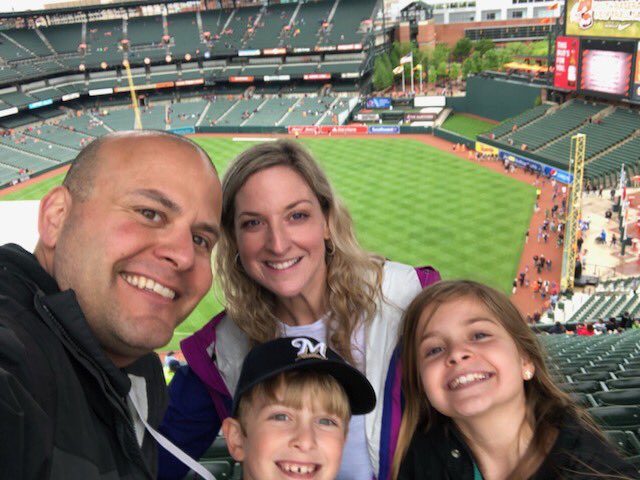 missmau79's tweet photo. A little rain won’t keep us away from a great day!☔️ Excited for little league day! #Birdland #LetTheKidsPlay https://t.co/JSMWZyMb6L