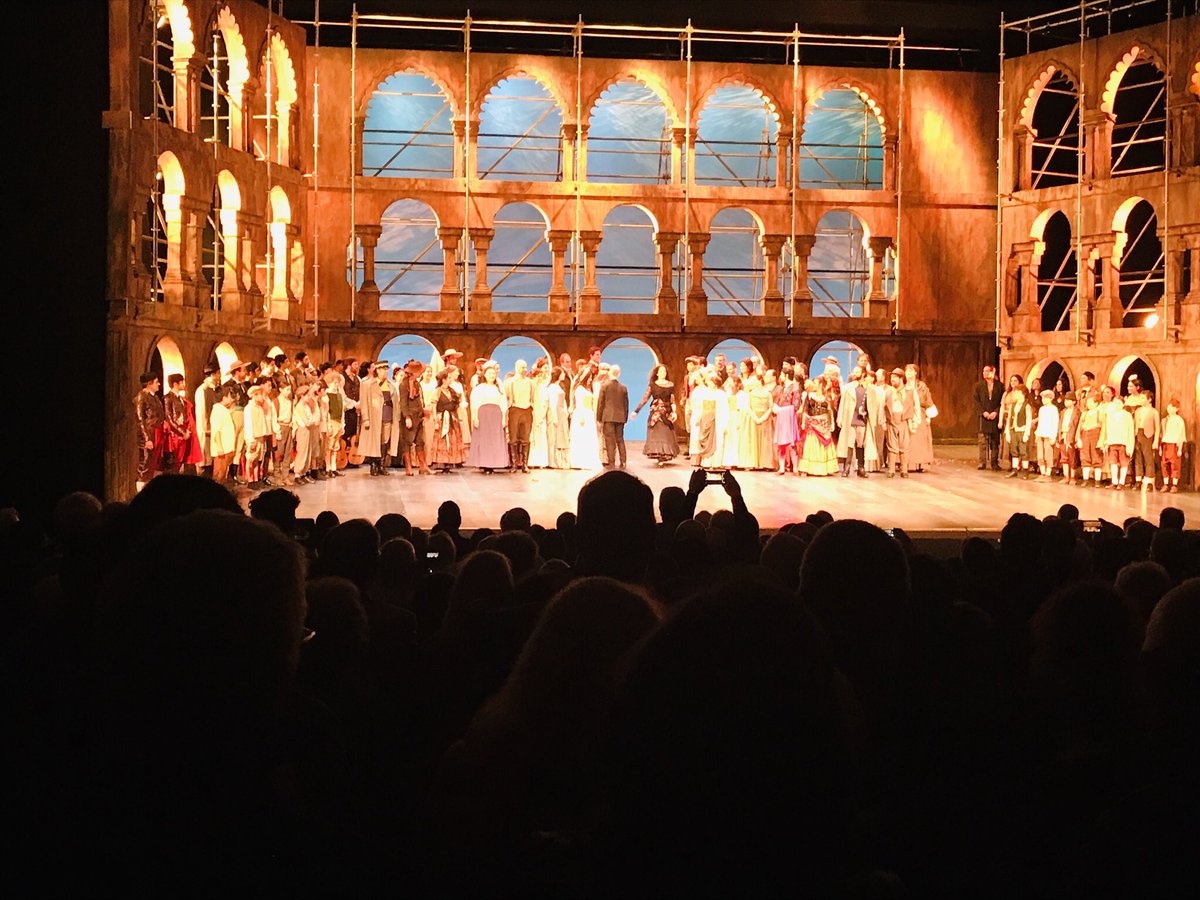 StevePageot's tweet photo. Last night at the premiere of Carmen by the @operademontreal #OperaNight #l@PlaceDesArts #Carmen #Levels #SecuringTheBags #ALifeStyle #MoversAndShakers #DifferentCircles https://t.co/71JGPYeBtY