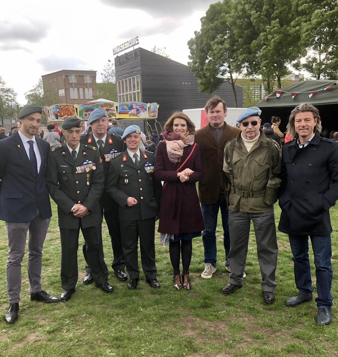 Vanmiddag in Amsterdam gespeeddate met veteranen. Bijzondere verhalen gehoord van veteranen die hebben gediend in Libanon, Irak en Cambodja. Vier de vrijheid, het is het mooiste wat er is! #GeefVrijheidDoor @Comite4en5mei @Vi_Doorn
