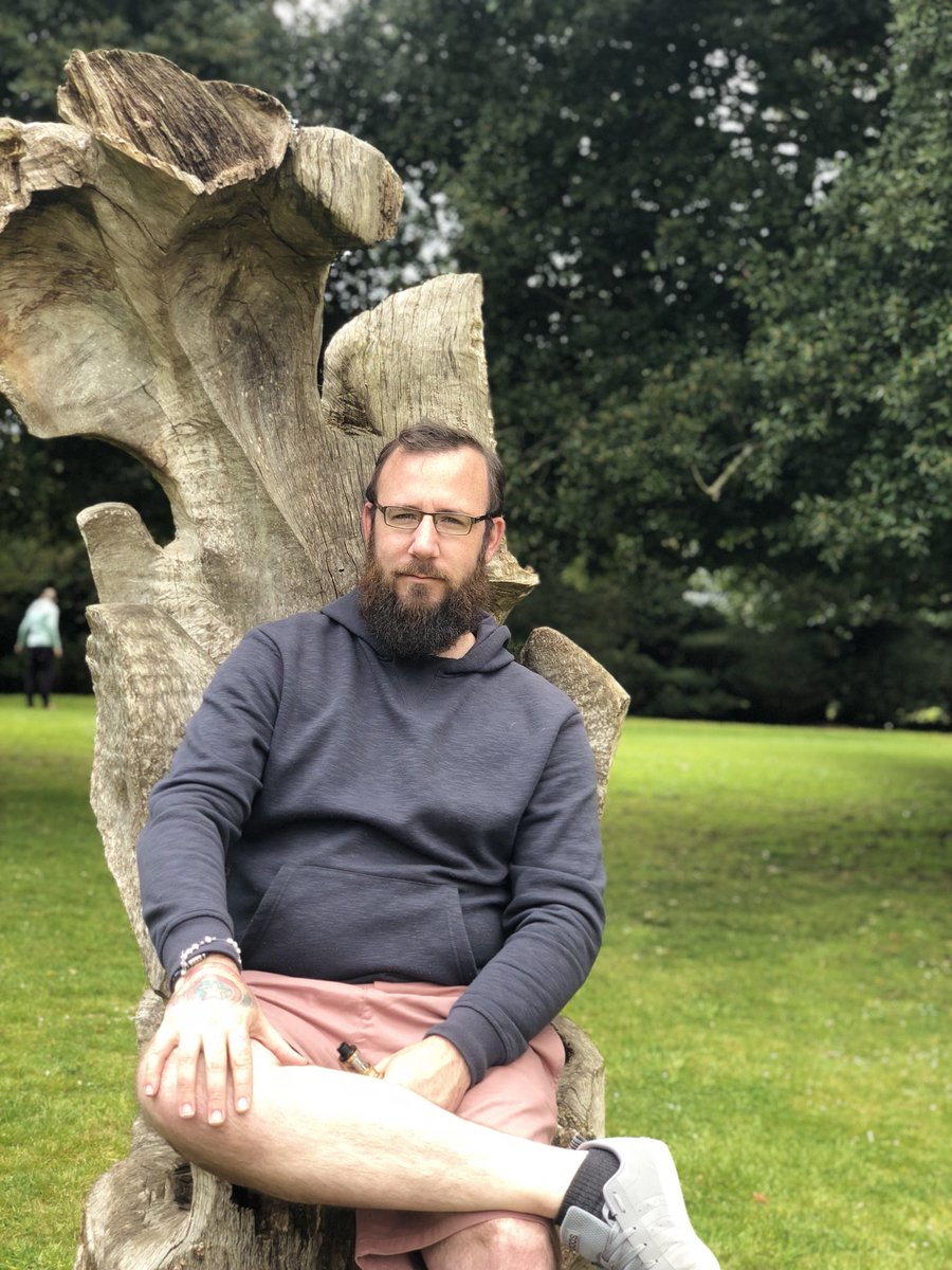 TimpsonYeovil's tweet photo. Lord of the family !! Hahaha on my throne !!! https://t.co/1sY2aXKpxg