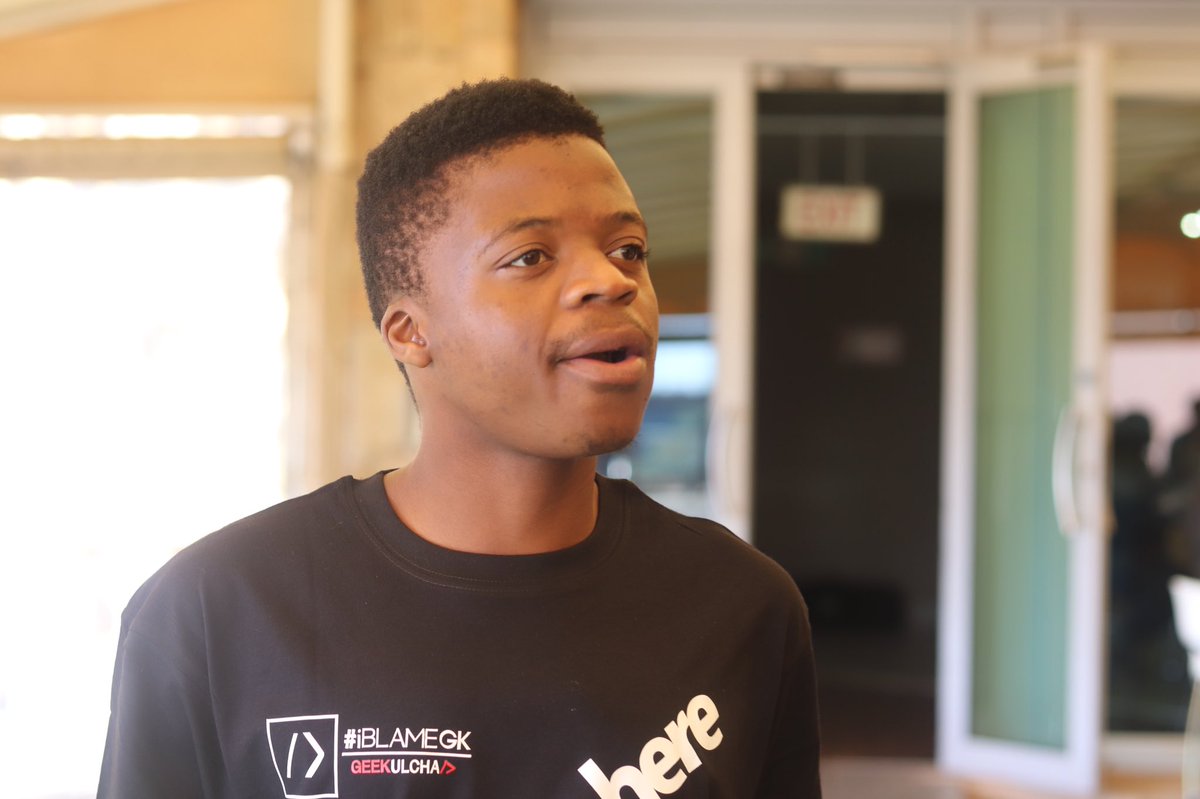 TiyaniTee's tweet photo. Partnerships should be co-branded... thank you @maps_za for kitting our @Geekulcha Student Society leaders and for the tech drive/development (mapping).
Let the Mapping on Campus begins.
START HERE: https://t.co/40NnesSQNx
#HEREMaps #GKSS2019 #AutumnDevDays https://t.co/uTkzCFHMsm