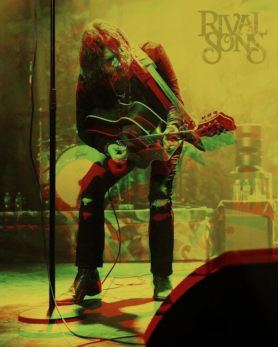 RivalsonsSC's tweet image. Which song would you like to hear Jay play acoustically?

#sharethesons 
#rivalsons
#SunJay

📷 michaeledmonds.com_ on IG ✌