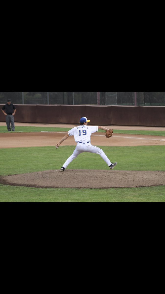 tytrammel19's tweet photo. Extremely excited to announce that I will be continuing my academic and athletic career at the University of Findlay! I thank God for blessing me with this amazing opportunity! I also thank all my coaches, friends, and especially family for getting me where I am today! #GoOilers https://t.co/Q1SdbVVYzR