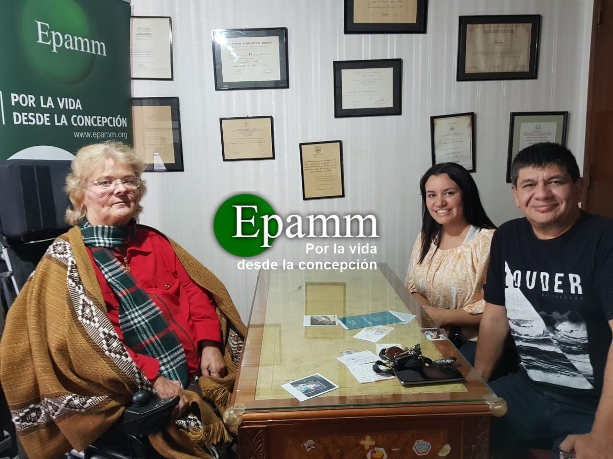 GiselaLamas4's tweet photo. Trabajando junto a la presidente de #Epamm, Dra Martina Antonini y junto a @RomanReynosoTW en proyectos PRO VIDA para #MalvinasArgentinas. @MundoNorteTW @JesusCariglino https://t.co/d1Rh6hb0Mk