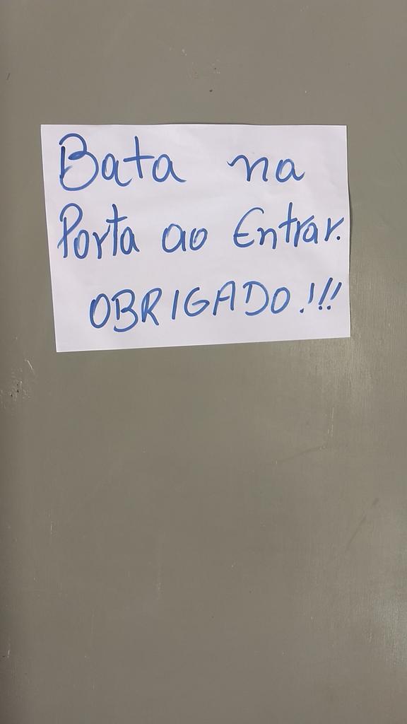 olucenaa's tweet photo. Aqui é necessário! Na casa de vocês também fazem isso?! https://t.co/lkNxVVkgVg