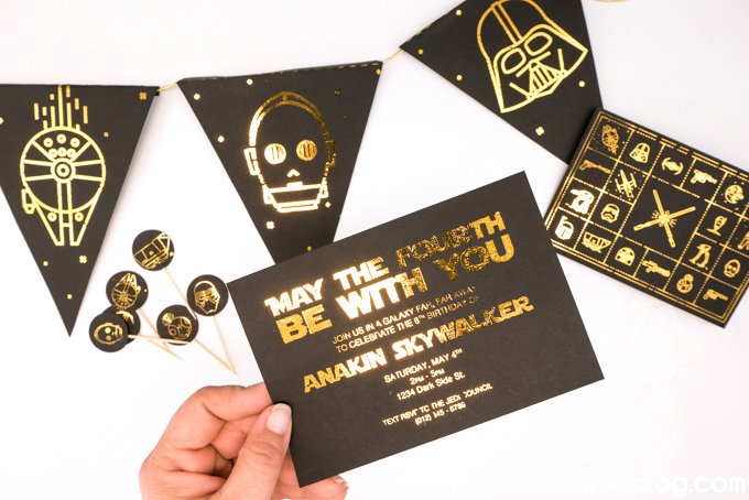 triedtrueblog's tweet photo. Added a bit of glam to my Star Wars party decorations with the new @xyroninc Glaminator. The foil really makes the images pop! You can grab the free file here: https://t.co/u9yUmyszna #freeprintable #starwars #Maythe4thBeWithYou https://t.co/WrFA7kmpl2